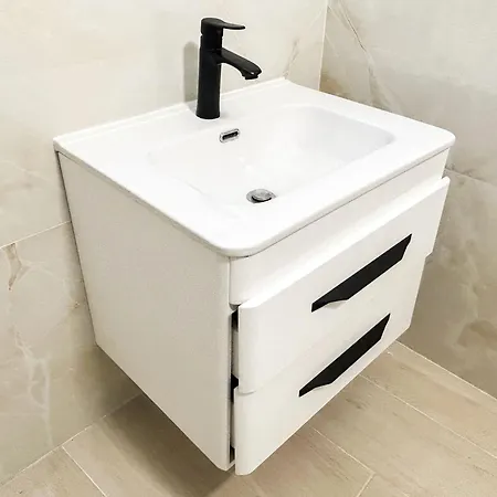 Illyria 721 Apartment