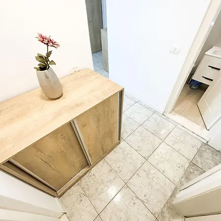 Illyria 721 Apartment *