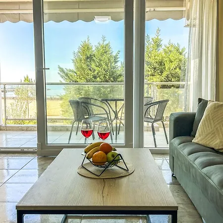 Apartment Illyria 721